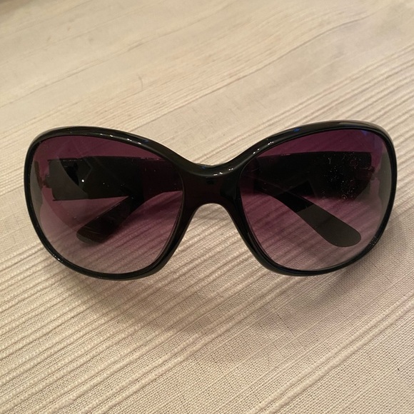 Vintage 2000’s Fashion Sunglasses - Picture 3 of 5